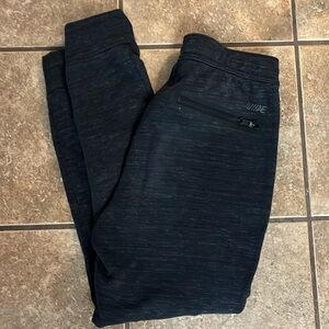 Men’s AE small dark gray joggers